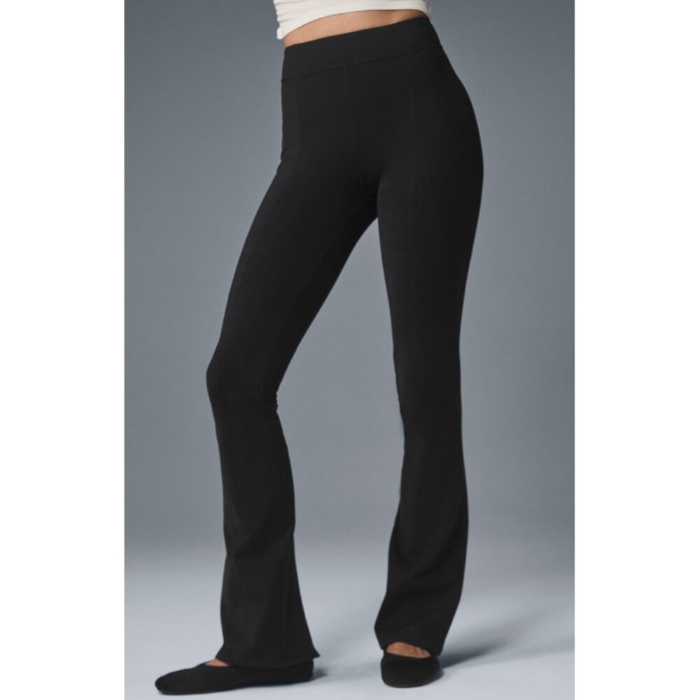 Alo High-Waist Rise Kick-Back Flutter Leggings Black Seamed Back Slit Hem Flare